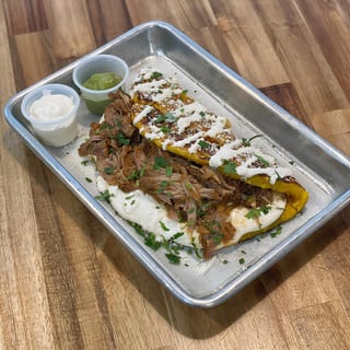 Carnitas Cachapa